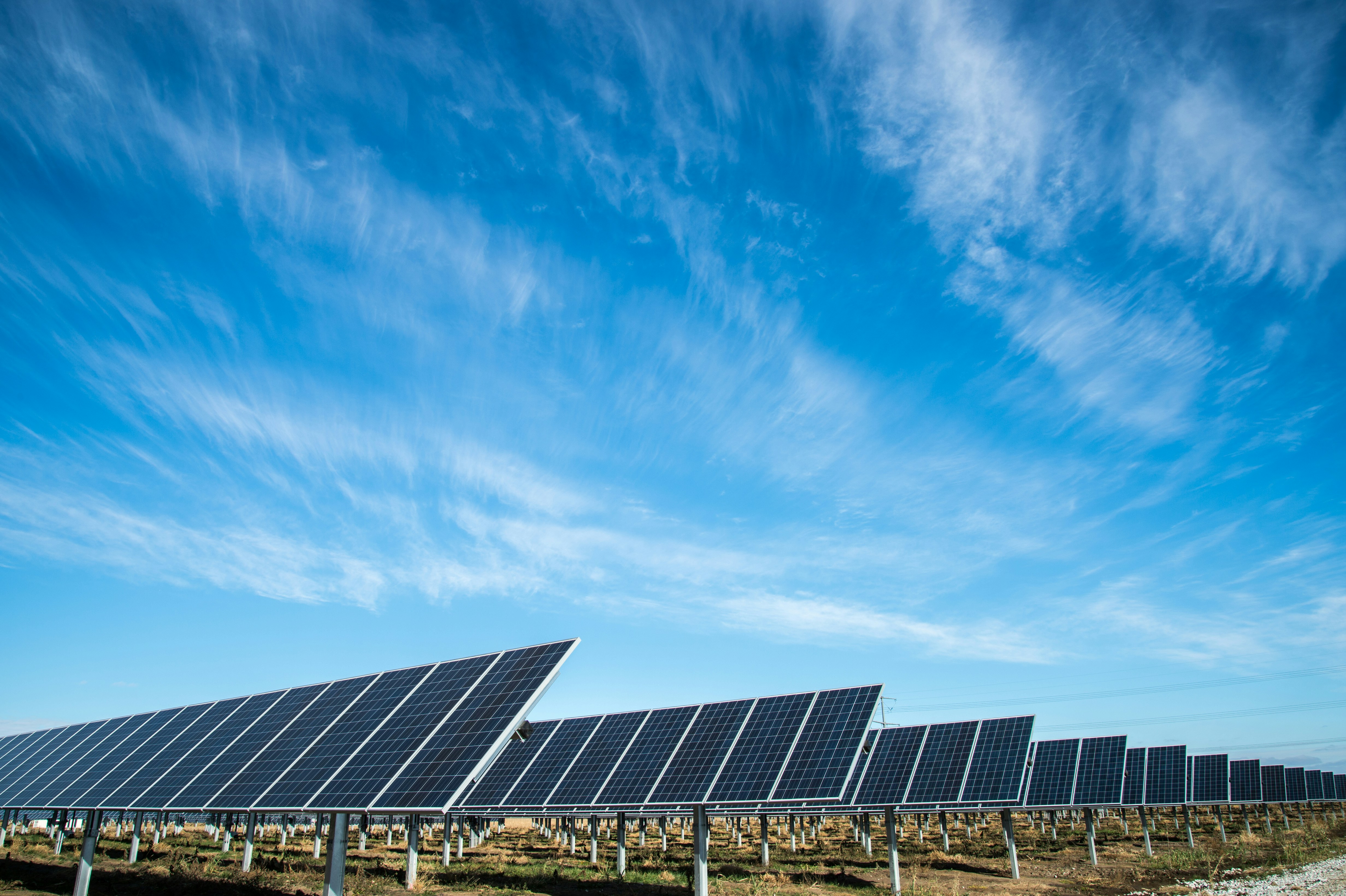 Solar Panel Maintenance: How to Keep Your System at Peak Performance